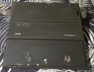 Máquina de escribir Olivetti ET 510