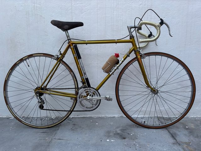 Bicicleta carretera clasica ADELAY