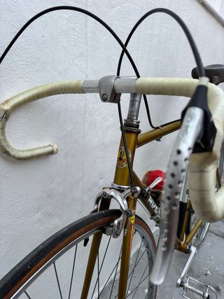 Bicicleta carretera clasica ADELAY