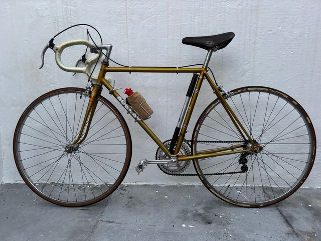 Bicicleta carretera clasica ADELAY