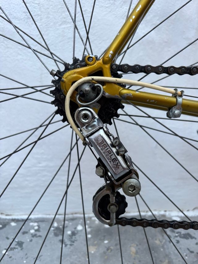 Bicicleta carretera clasica ADELAY