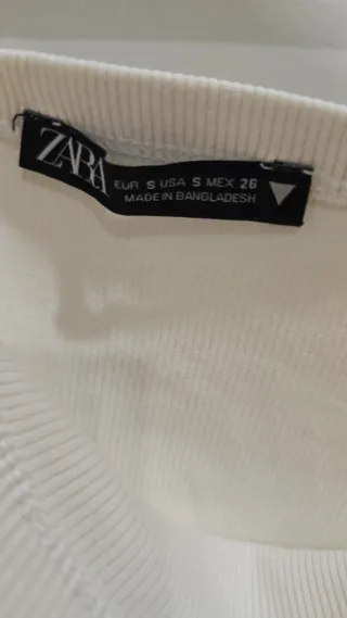 Top blanco de tirantes