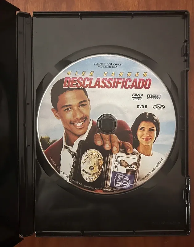 DVD "Desclassificado - Ele tem a escola toda!"