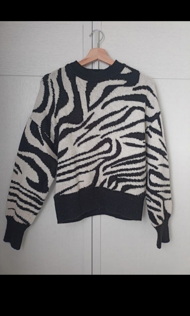 Jersey animal print
