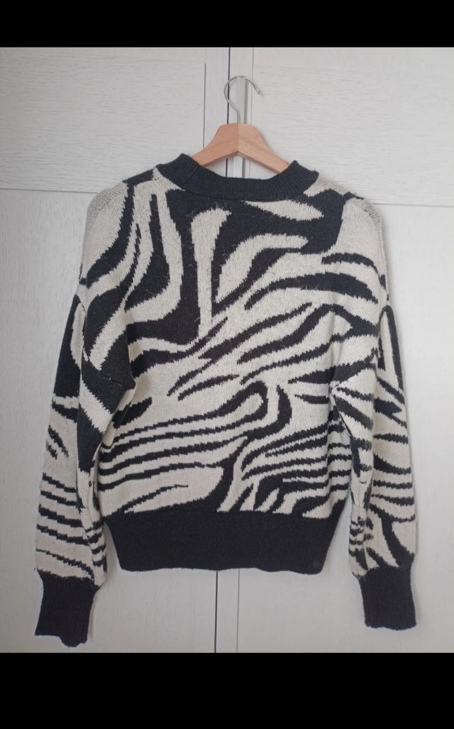 Jersey animal print