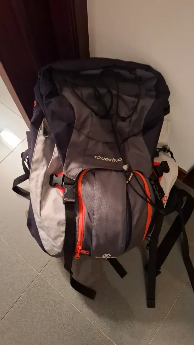 Mochila Quechua Ruta Azul/Gris