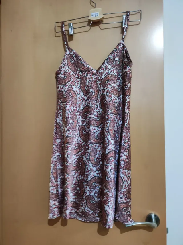 Vestido de tirantes estampado paisley