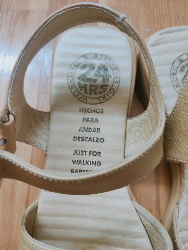 Sandalias 24 HRS Beige Mujer