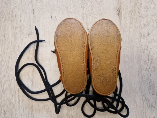 Abarcas de piel talla 24