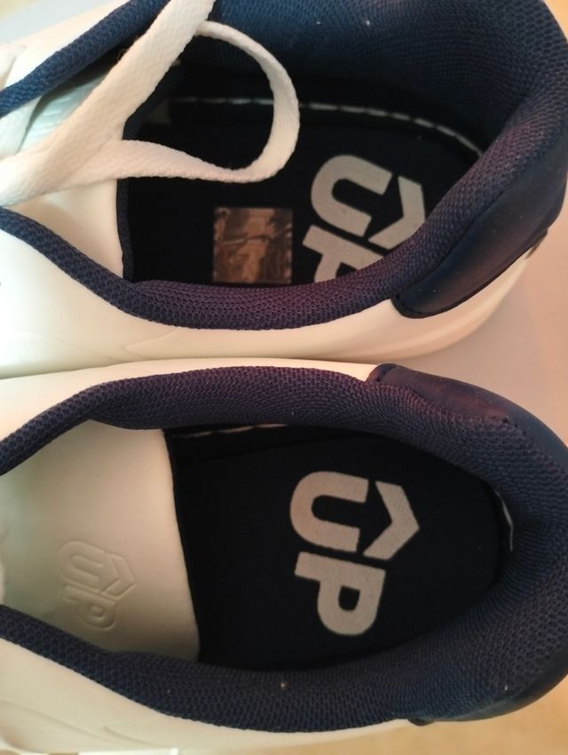 Zapatillas deportivas hombre blancas