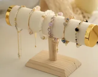 Soporte para pulseras y relojes