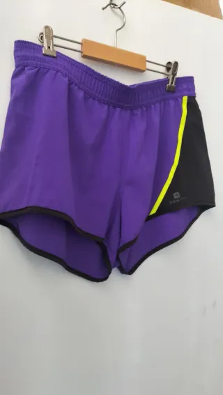 Pantalón corto deportivo mujer morado
