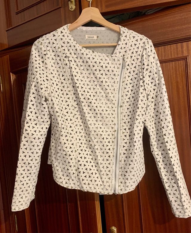 Cazadora biker Lavand blanca