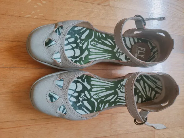 Sandalias FLY LONDON Beige Mujer