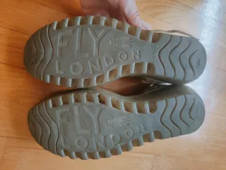 Sandalias FLY LONDON Beige Mujer