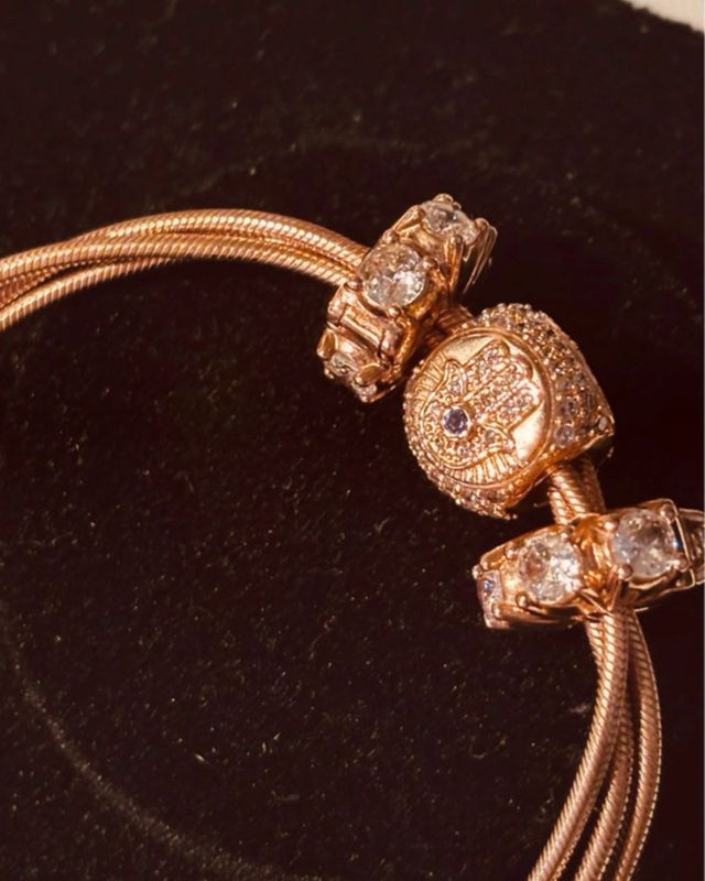 Pulsera Pandora Rose con Charm