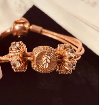 Pulsera Pandora Rose con Charm