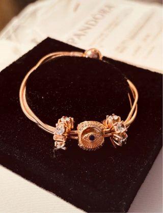 Pulsera Pandora Rose con Charm