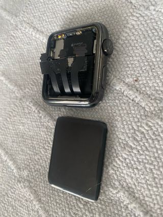 Apple Watch Series 2 Space Gray (Pantalla Rota)