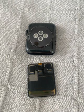 Apple Watch Series 2 Space Gray (Pantalla Rota)