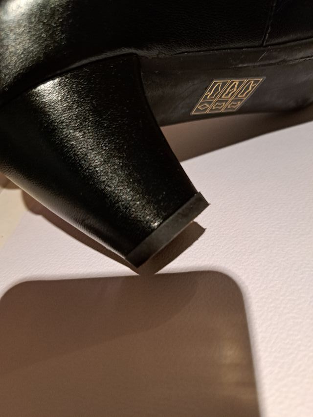 Zapatos de piel negra tacón T.38
