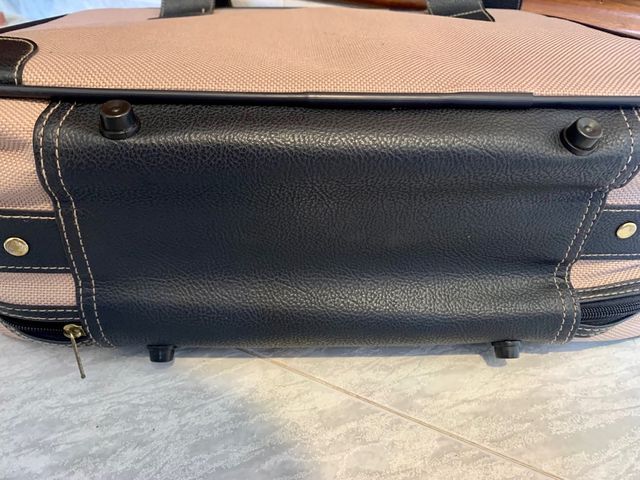 Maleta Club Cortefiel Beige y Negra