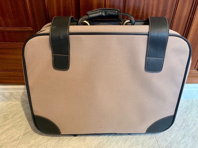 Maleta Club Cortefiel Beige y Negra