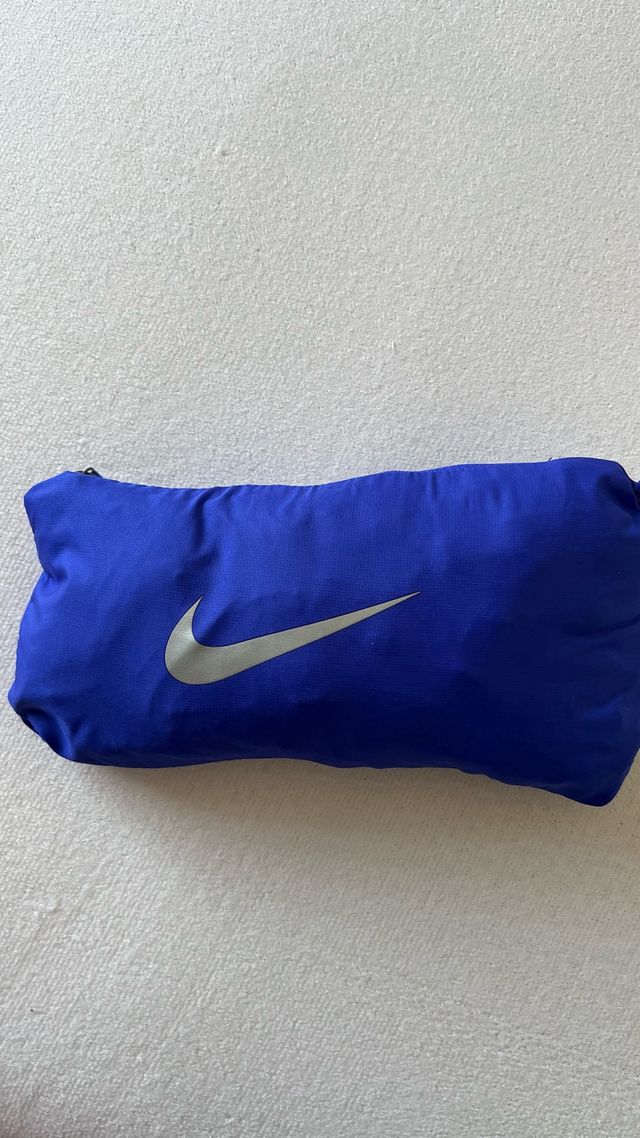 Chaleco running Nike mujer azul