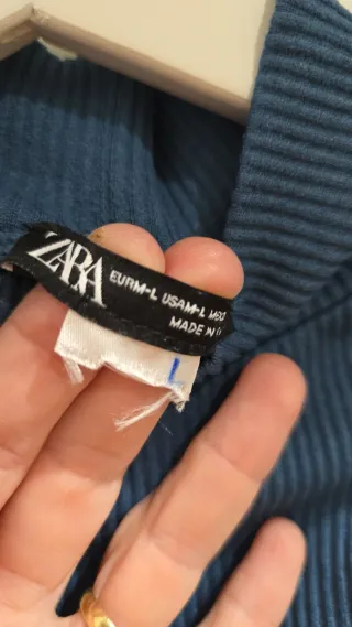 Top canalé cuello alto sin mangas