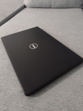 Portátil Dell i5 - 8 Gb RAM - 256 SSD - W11 Pro