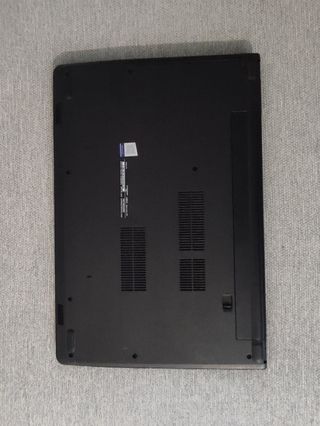 Portátil Dell i5 - 8 Gb RAM - 256 SSD - W11 Pro