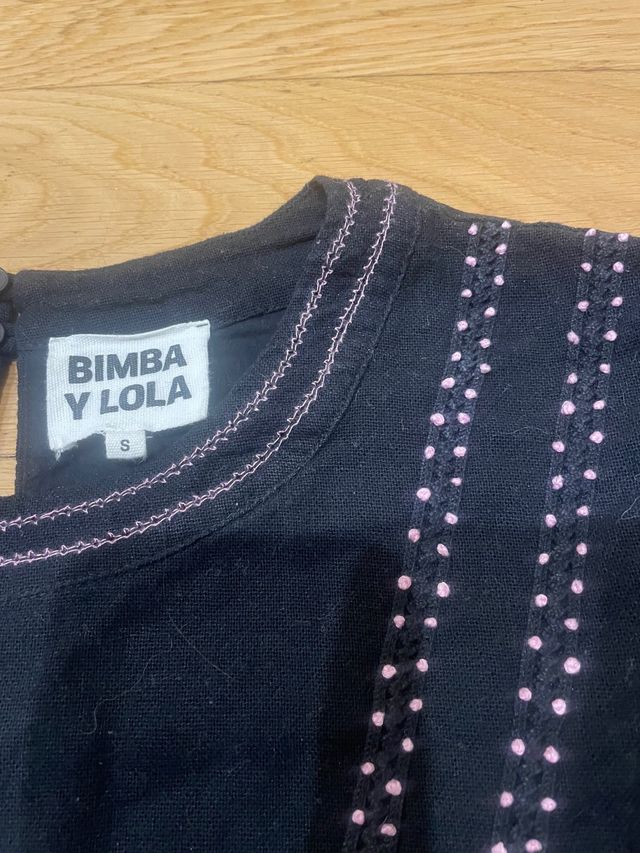 Blusa Bimba y Lola Negra Talla M
