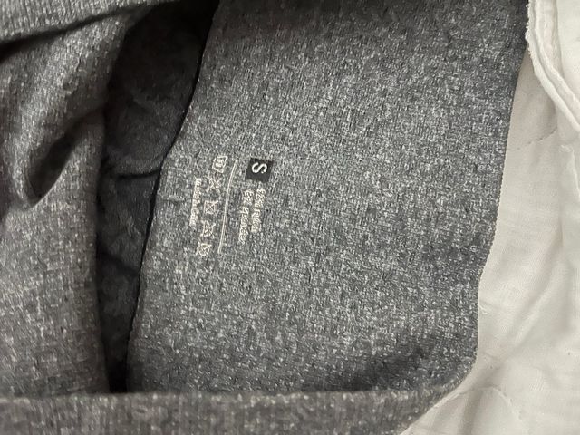 Pantalón deportivo Shein push up gris talla S