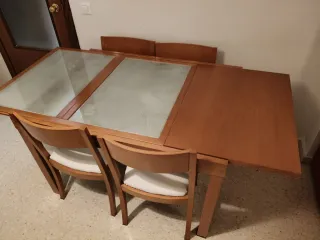 Mesa de comedor extensible madera y cristal
