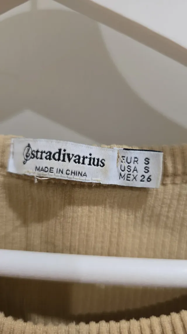 Top canalé Stradivarius beige S