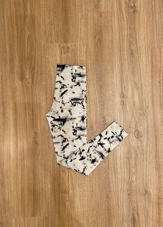 Mallas deportivas Zara estampado abstracto