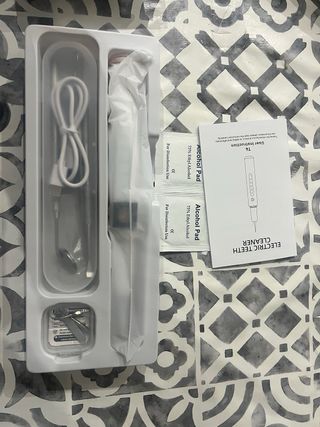 Pulitore elettrico per pulizia dei denti