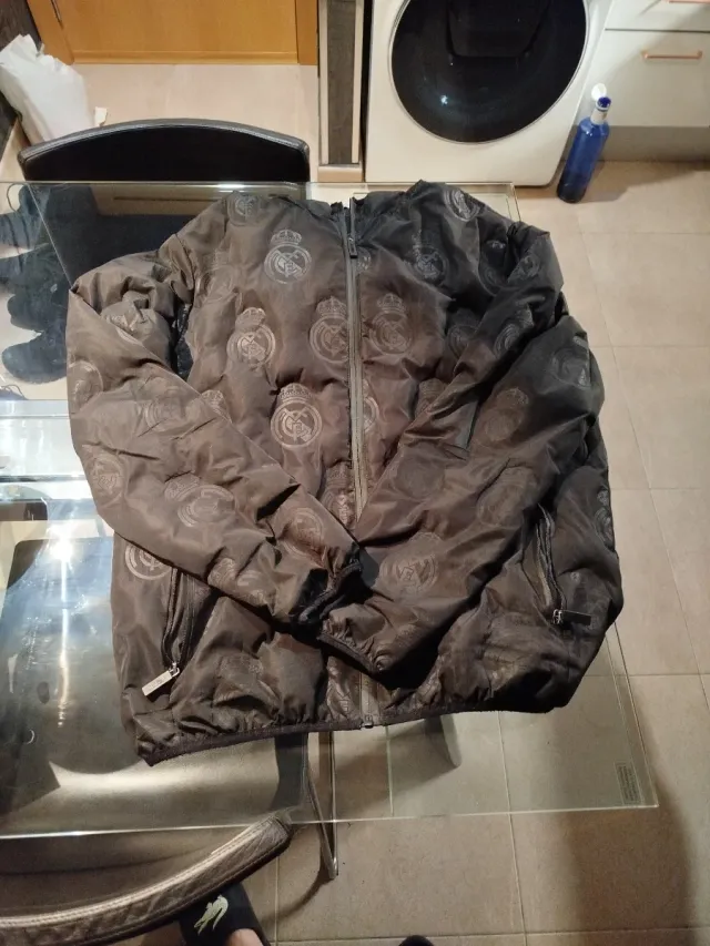 Cazadora Real Madrid Negro