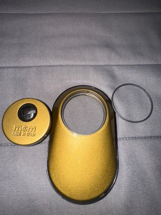 cerradura de puerta dorado