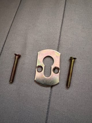 cerradura de puerta  dorado