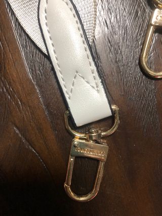 Correa bandolera para bolso  Louis Vuitton blanca