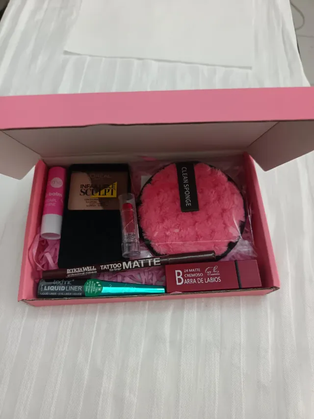 Set Maquillaje L'Oréal, Leticia Well, Technic