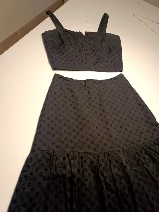 Conjunto top y falda EseOese negro