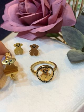 Conjunto Joyas Oso Dorado y Negro