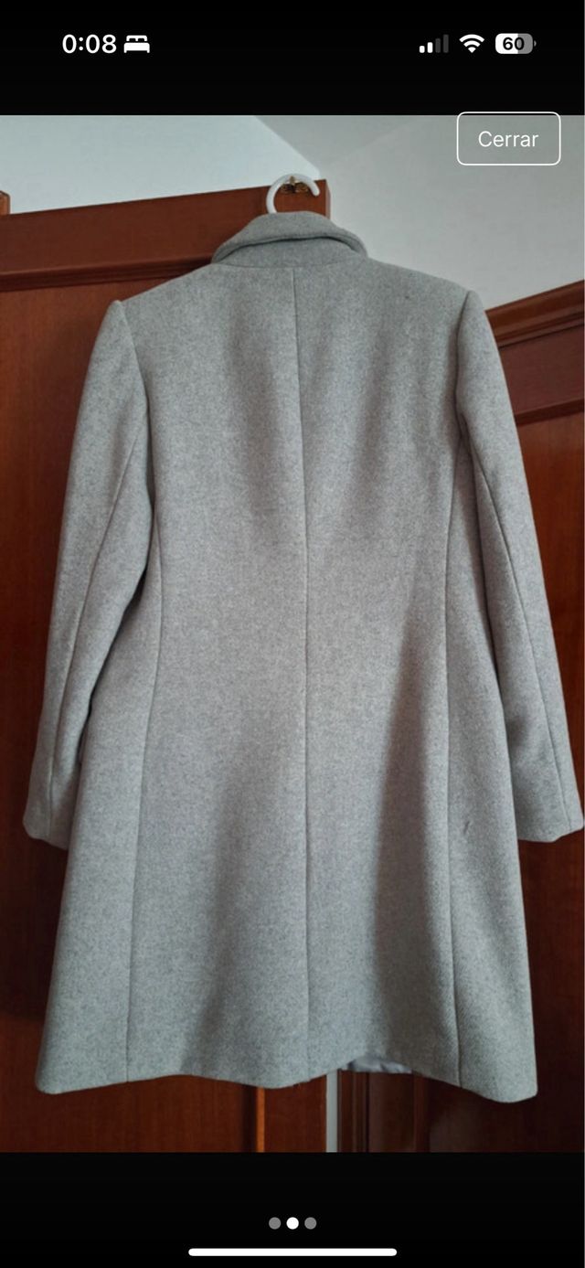 Abrigo gris de paño nuevo