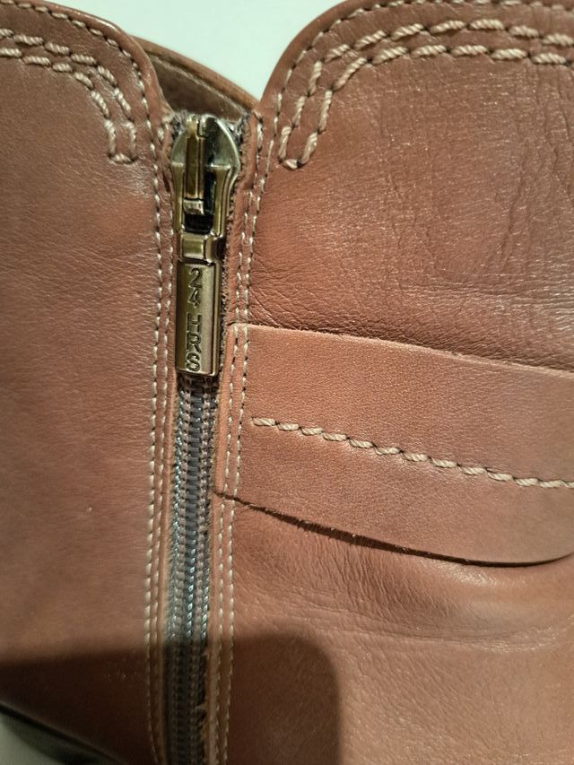 Botines de piel beige talla 38