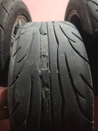 Llantas Renault R15 con neumáticos semislicks