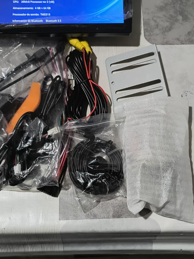 Pantalla Renault Sandero 10" 4/64gb Android 15