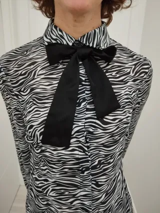 Vestido camisero Kling estampado cebra