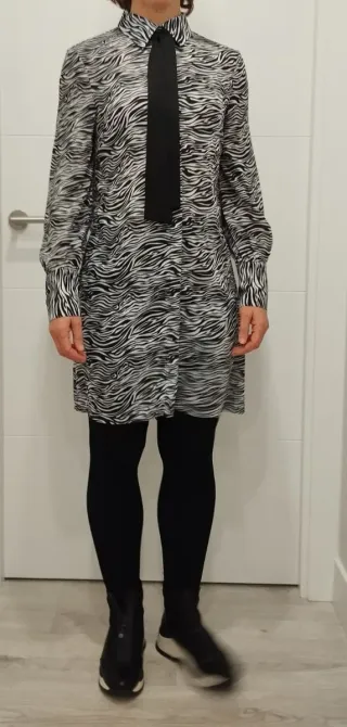 Vestido camisero Kling estampado cebra